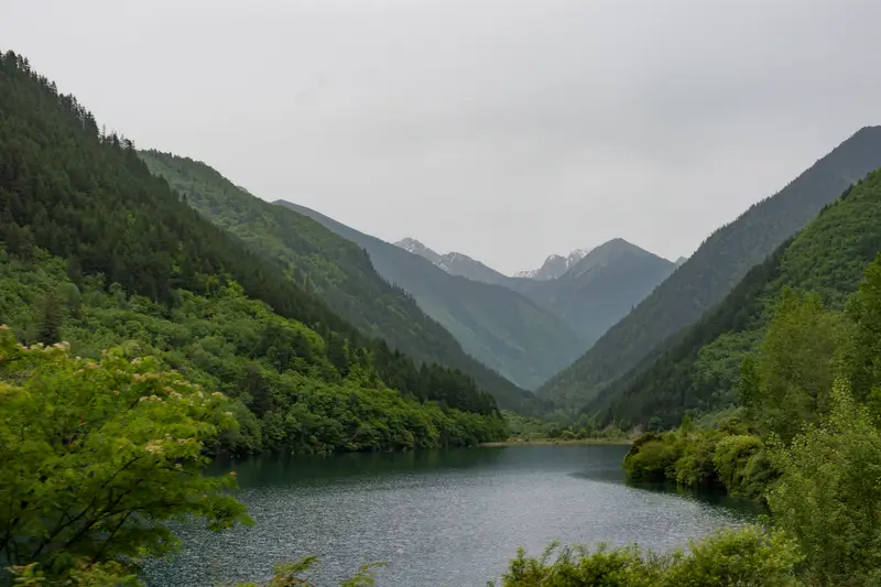 Turquoise lake in Jiuzhaigou valley