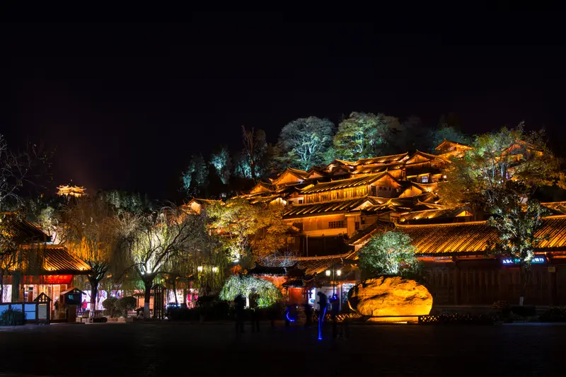 Lijiang old town rooftops
